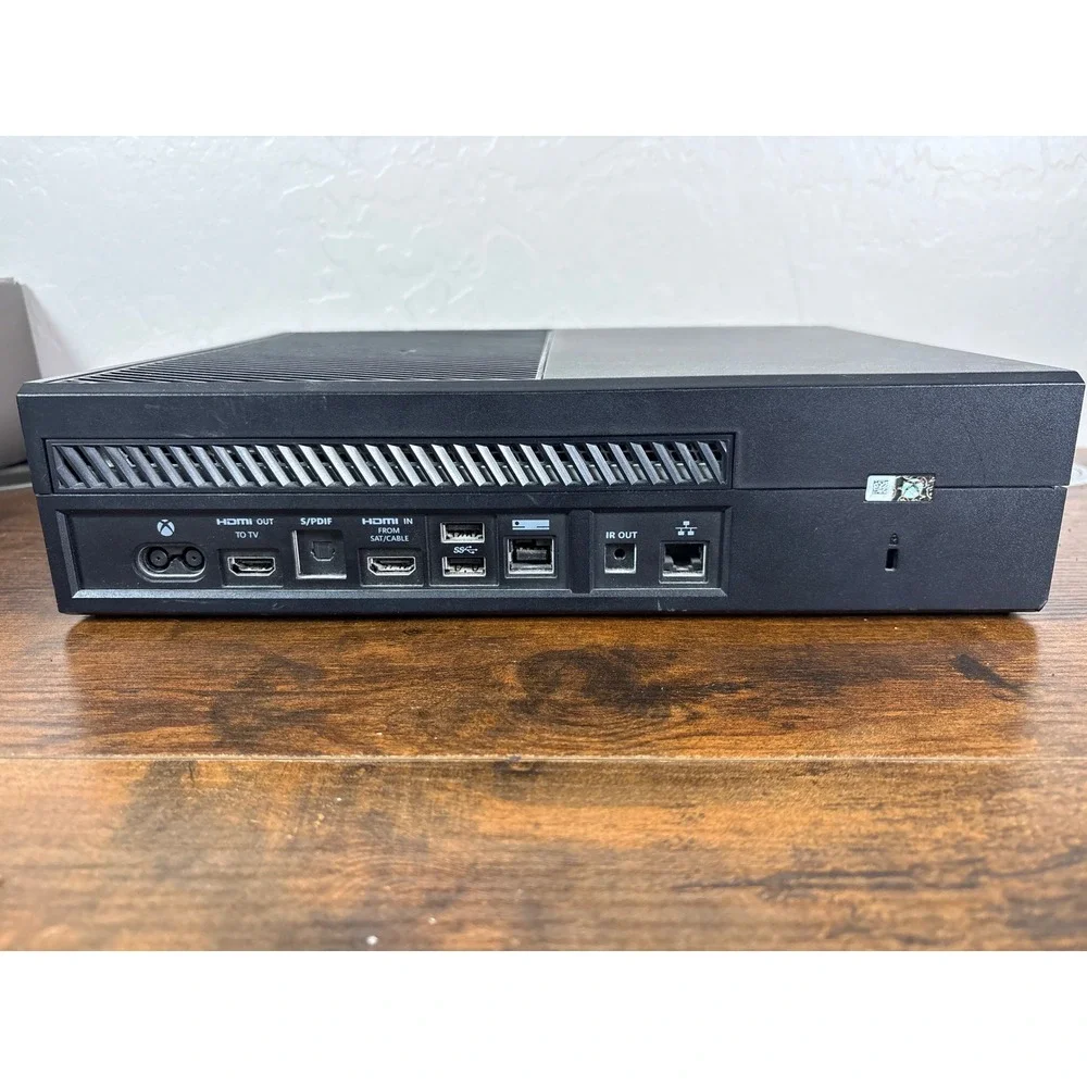 Microsoft Xbox One Model 1540 Black Console For Parts or Repair No HDMI Output